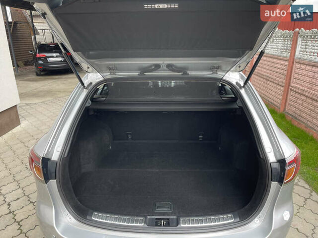 Сірий Мазда 6, об'ємом двигуна 0 л та пробігом 250 тис. км за 6800 $, фото 11 на Automoto.ua