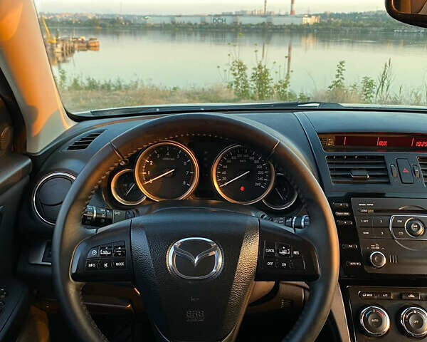 Серый Мазда 6, объемом двигателя 2 л и пробегом 238 тыс. км за 8100 $, фото 12 на Automoto.ua