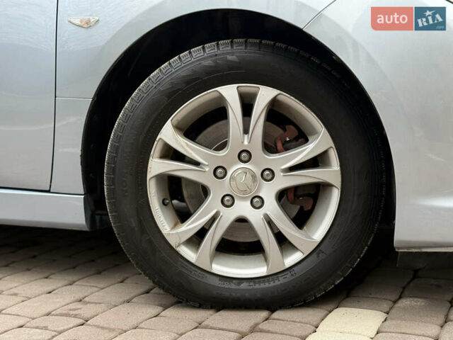 Сірий Мазда 6, об'ємом двигуна 2.2 л та пробігом 240 тис. км за 7250 $, фото 28 на Automoto.ua