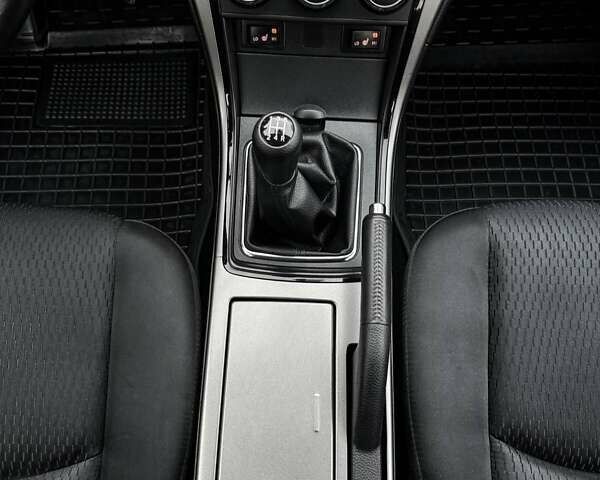 Сірий Мазда 6, об'ємом двигуна 1.8 л та пробігом 240 тис. км за 7700 $, фото 27 на Automoto.ua