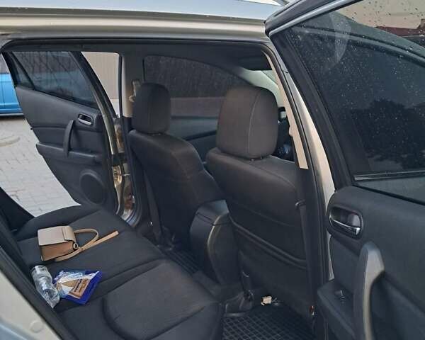 Сірий Мазда 6, об'ємом двигуна 2.2 л та пробігом 233 тис. км за 6950 $, фото 5 на Automoto.ua