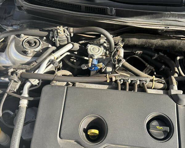 Серый Мазда 6, объемом двигателя 2 л и пробегом 137 тыс. км за 7500 $, фото 16 на Automoto.ua