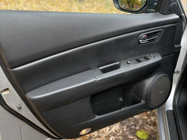 Серый Мазда 6, объемом двигателя 2.2 л и пробегом 209 тыс. км за 8900 $, фото 13 на Automoto.ua