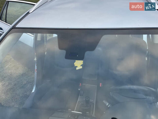 Сірий Мазда 6, об'ємом двигуна 2.2 л та пробігом 286 тис. км за 7450 $, фото 20 на Automoto.ua