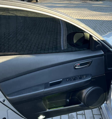 Сірий Мазда 6, об'ємом двигуна 2.2 л та пробігом 262 тис. км за 8399 $, фото 20 на Automoto.ua
