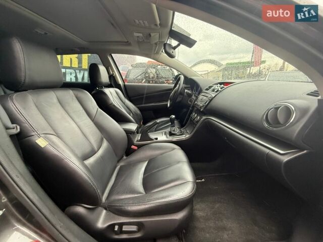 Сірий Мазда 6, об'ємом двигуна 2.18 л та пробігом 200 тис. км за 7900 $, фото 17 на Automoto.ua