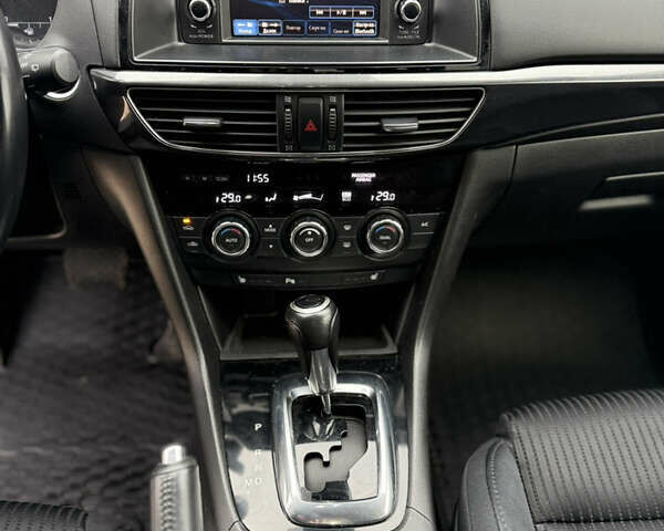 Сірий Мазда 6, об'ємом двигуна 2.18 л та пробігом 230 тис. км за 10600 $, фото 22 на Automoto.ua