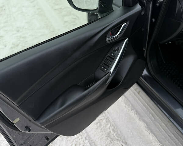 Серый Мазда 6, объемом двигателя 2.18 л и пробегом 260 тыс. км за 10300 $, фото 27 на Automoto.ua