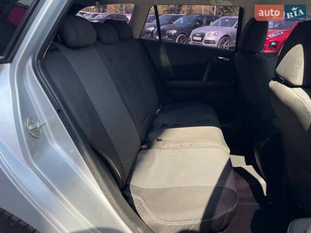 Серый Мазда 6, объемом двигателя 2.18 л и пробегом 208 тыс. км за 8500 $, фото 12 на Automoto.ua