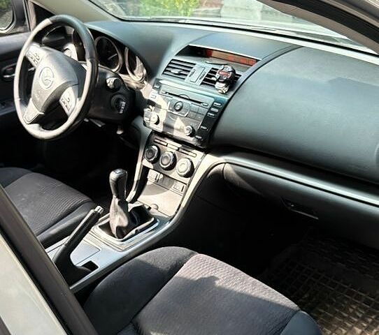 Сірий Мазда 6, об'ємом двигуна 2.2 л та пробігом 230 тис. км за 7500 $, фото 7 на Automoto.ua