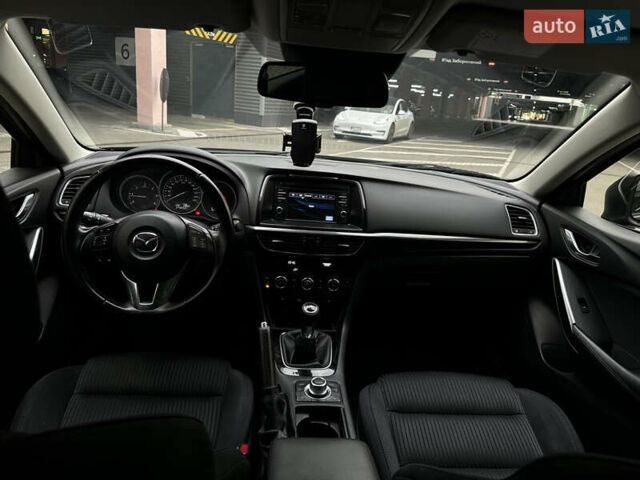Серый Мазда 6, объемом двигателя 2.19 л и пробегом 272 тыс. км за 9700 $, фото 24 на Automoto.ua