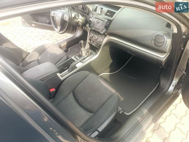 Серый Мазда 6, объемом двигателя 2.2 л и пробегом 281 тыс. км за 7900 $, фото 6 на Automoto.ua