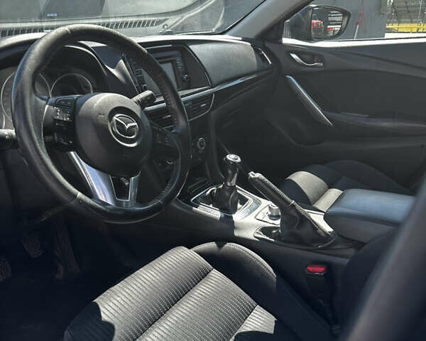 Сірий Мазда 6, об'ємом двигуна 2.19 л та пробігом 260 тис. км за 9500 $, фото 8 на Automoto.ua
