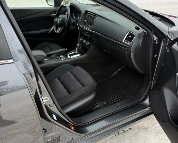 Серый Мазда 6, объемом двигателя 2.18 л и пробегом 260 тыс. км за 10300 $, фото 36 на Automoto.ua