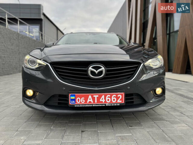 Серый Мазда 6, объемом двигателя 2.19 л и пробегом 212 тыс. км за 11750 $, фото 2 на Automoto.ua