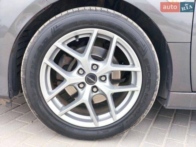 Серый Мазда 6, объемом двигателя 2.2 л и пробегом 281 тыс. км за 7900 $, фото 4 на Automoto.ua