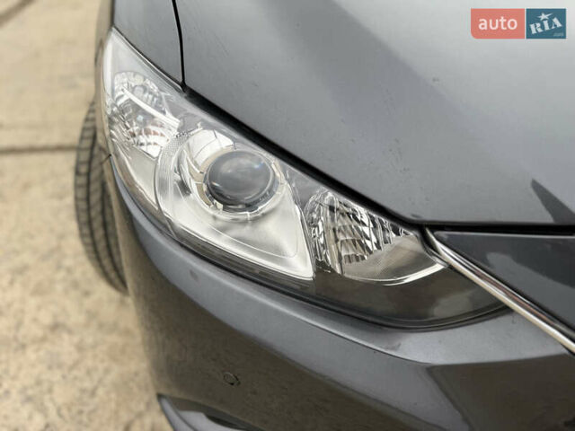 Сірий Мазда 6, об'ємом двигуна 2.18 л та пробігом 230 тис. км за 10600 $, фото 18 на Automoto.ua