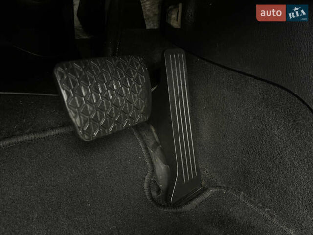 Серый Мазда 6, объемом двигателя 2.2 л и пробегом 255 тыс. км за 11450 $, фото 97 на Automoto.ua