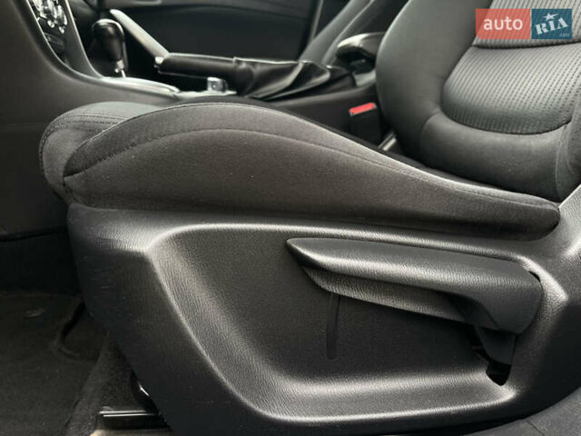 Серый Мазда 6, объемом двигателя 2.2 л и пробегом 255 тыс. км за 11450 $, фото 53 на Automoto.ua