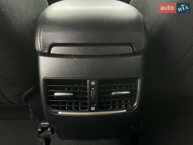 Серый Мазда 6, объемом двигателя 2.2 л и пробегом 255 тыс. км за 11450 $, фото 95 на Automoto.ua