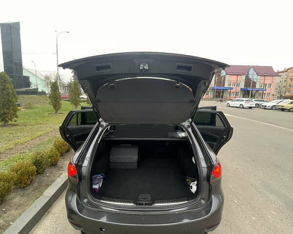 Серый Мазда 6, объемом двигателя 2.2 л и пробегом 293 тыс. км за 13000 $, фото 8 на Automoto.ua