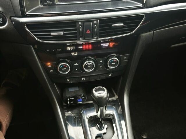 Серый Мазда 6, объемом двигателя 2.2 л и пробегом 235 тыс. км за 11500 $, фото 7 на Automoto.ua