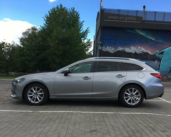 Сірий Мазда 6, об'ємом двигуна 2.2 л та пробігом 339 тис. км за 11500 $, фото 2 на Automoto.ua