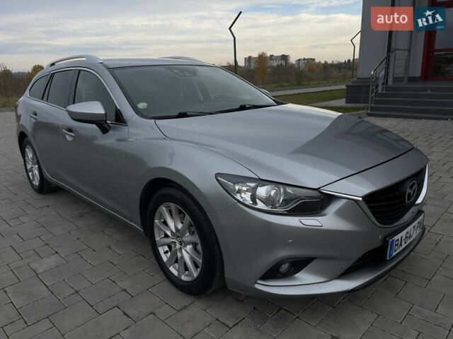 Сірий Мазда 6, об'ємом двигуна 2.2 л та пробігом 256 тис. км за 10950 $, фото 43 на Automoto.ua