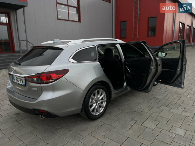 Серый Мазда 6, объемом двигателя 2.2 л и пробегом 255 тыс. км за 11450 $, фото 76 на Automoto.ua