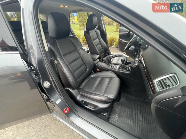 Серый Мазда 6, объемом двигателя 2.2 л и пробегом 293 тыс. км за 13000 $, фото 6 на Automoto.ua