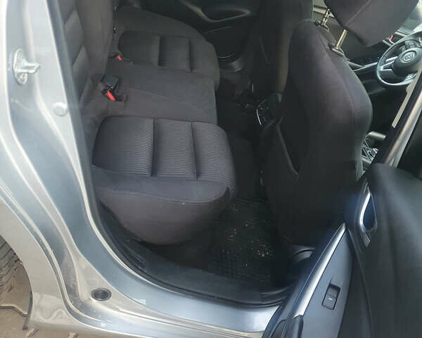 Сірий Мазда 6, об'ємом двигуна 2.2 л та пробігом 290 тис. км за 10500 $, фото 8 на Automoto.ua