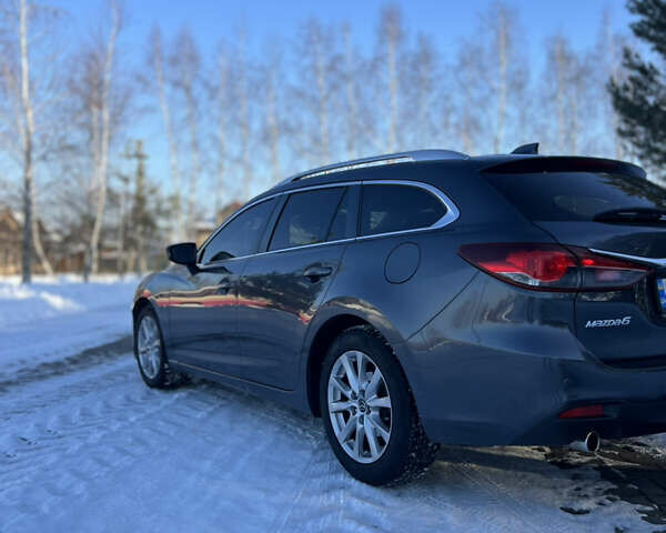 Серый Мазда 6, объемом двигателя 2.18 л и пробегом 292 тыс. км за 9999 $, фото 1 на Automoto.ua