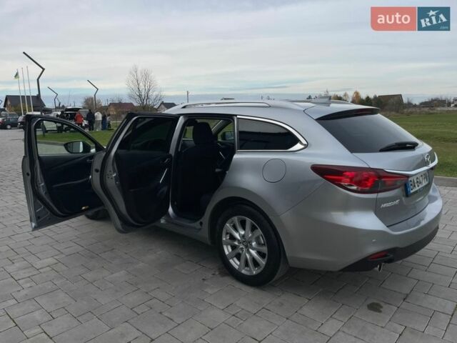 Серый Мазда 6, объемом двигателя 2.2 л и пробегом 257 тыс. км за 10650 $, фото 65 на Automoto.ua