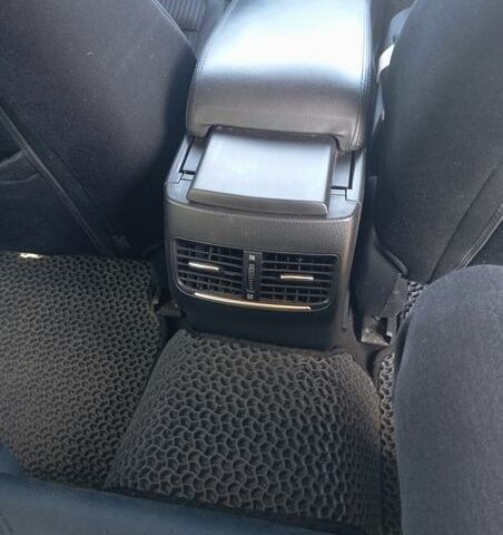 Серый Мазда 6, объемом двигателя 2.18 л и пробегом 246 тыс. км за 10900 $, фото 3 на Automoto.ua