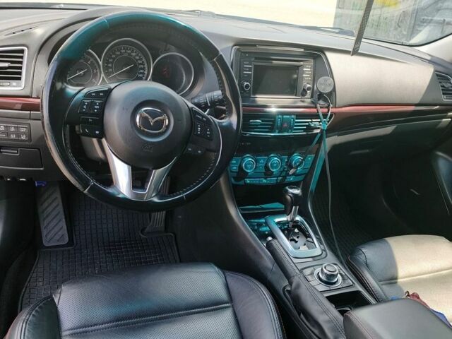 Сірий Мазда 6, об'ємом двигуна 2.19 л та пробігом 249 тис. км за 9999 $, фото 7 на Automoto.ua