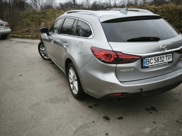 Серый Мазда 6, объемом двигателя 2.2 л и пробегом 235 тыс. км за 11500 $, фото 5 на Automoto.ua