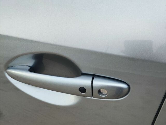 Серый Мазда 6, объемом двигателя 2.2 л и пробегом 195 тыс. км за 12500 $, фото 20 на Automoto.ua