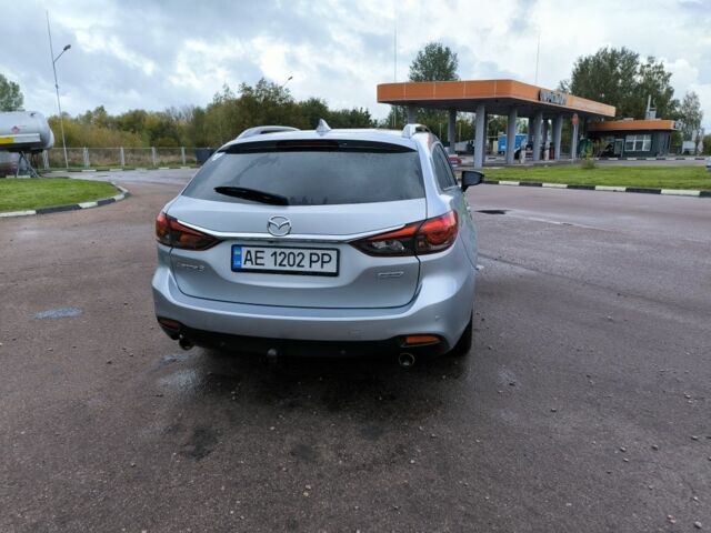 Сірий Мазда 6, об'ємом двигуна 2.2 л та пробігом 258 тис. км за 13900 $, фото 4 на Automoto.ua