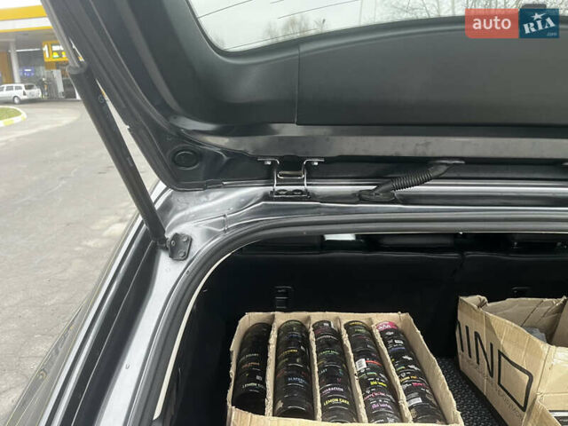 Серый Мазда 6, объемом двигателя 2.18 л и пробегом 253 тыс. км за 9200 $, фото 5 на Automoto.ua