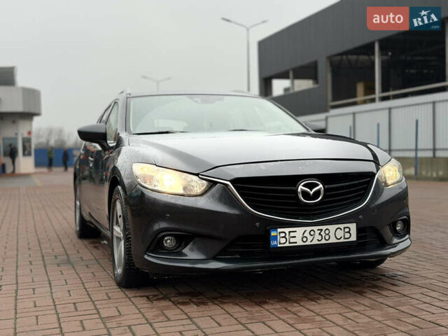 Серый Мазда 6, объемом двигателя 2.19 л и пробегом 259 тыс. км за 9999 $, фото 1 на Automoto.ua