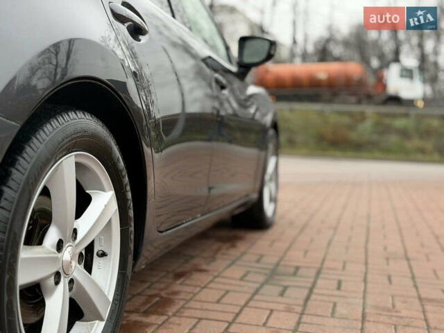 Серый Мазда 6, объемом двигателя 2.19 л и пробегом 259 тыс. км за 9999 $, фото 15 на Automoto.ua