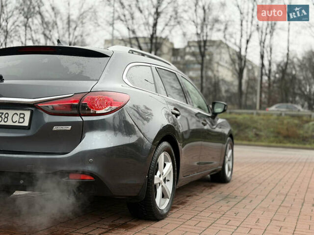 Серый Мазда 6, объемом двигателя 2.19 л и пробегом 259 тыс. км за 9999 $, фото 10 на Automoto.ua