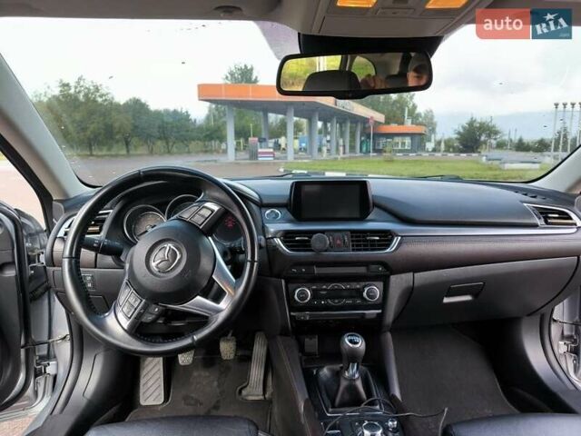 Серый Мазда 6, объемом двигателя 2.2 л и пробегом 259 тыс. км за 12800 $, фото 13 на Automoto.ua