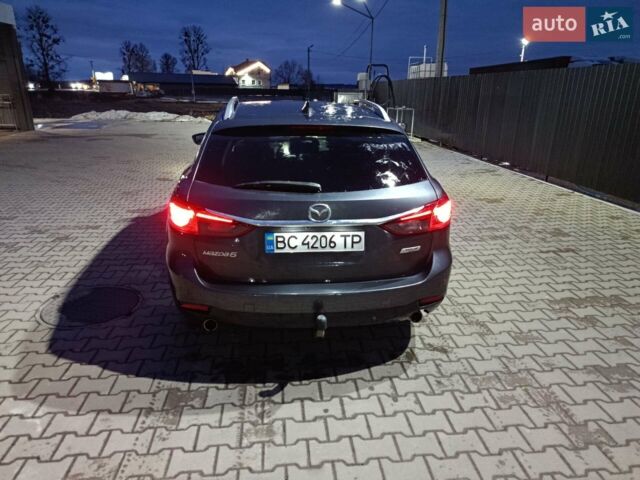 Сірий Мазда 6, об'ємом двигуна 2.19 л та пробігом 177 тис. км за 12100 $, фото 4 на Automoto.ua