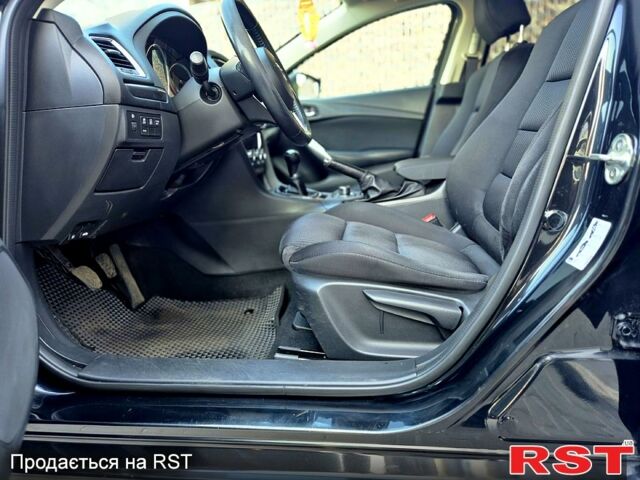 Сірий Мазда 6, об'ємом двигуна 2.2 л та пробігом 262 тис. км за 9800 $, фото 7 на Automoto.ua