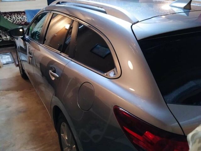 Сірий Мазда 6, об'ємом двигуна 2.2 л та пробігом 257 тис. км за 13200 $, фото 2 на Automoto.ua