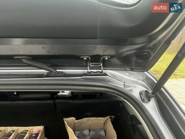 Серый Мазда 6, объемом двигателя 2.18 л и пробегом 253 тыс. км за 9200 $, фото 6 на Automoto.ua