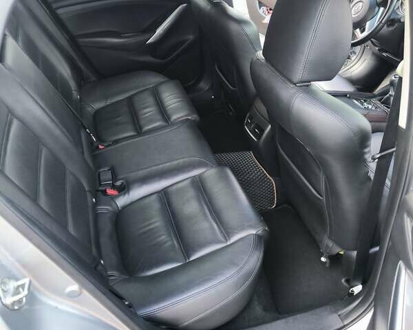 Сірий Мазда 6, об'ємом двигуна 2.19 л та пробігом 258 тис. км за 13900 $, фото 24 на Automoto.ua