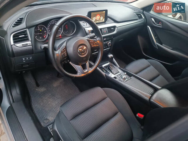 Серый Мазда 6, объемом двигателя 2.19 л и пробегом 195 тыс. км за 14300 $, фото 9 на Automoto.ua