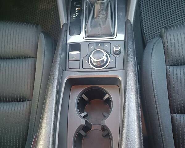 Серый Мазда 6, объемом двигателя 2.19 л и пробегом 195 тыс. км за 14300 $, фото 12 на Automoto.ua